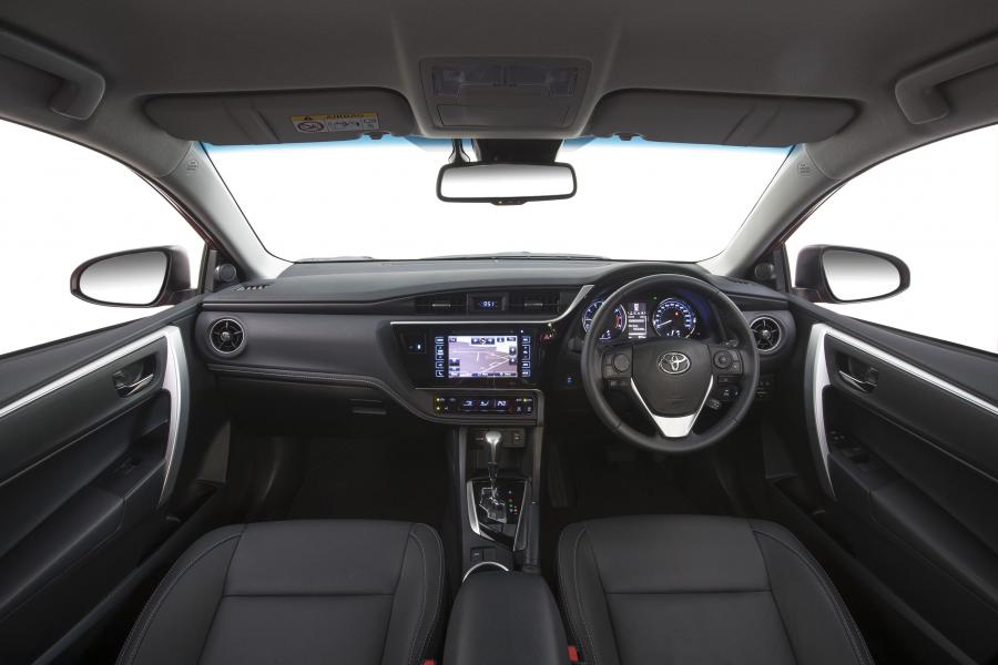 Торпедо Toyota Corolla Sedan ZR 2017 года  (AU) (фото 5 из 6)